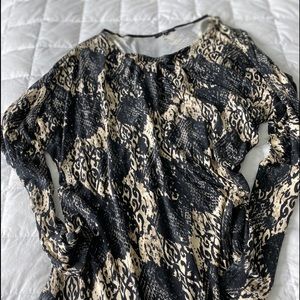 MOVING SALE BUNDLE & SAVE!! On my closet!!